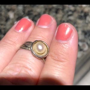 Vantel Pearls Island Ring